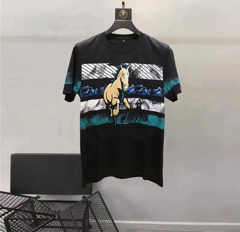 Mens Fashion Summer 2025 - 欧米メンズ2025夏新作ラウンドネック半袖疾走馬プリントファッションカジュアルTシャツ
