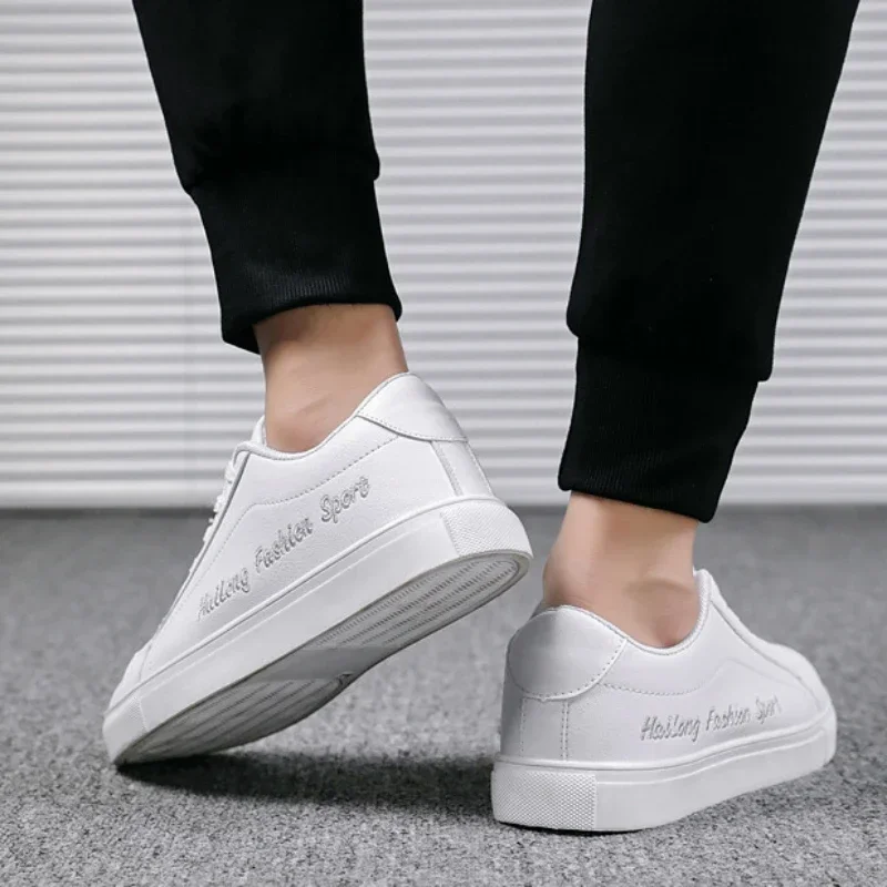 2025 メンズスニーカー安いメンズシューズ快適な男性加硫靴 - Mens Fashion Summer 2025 のレビューと価格