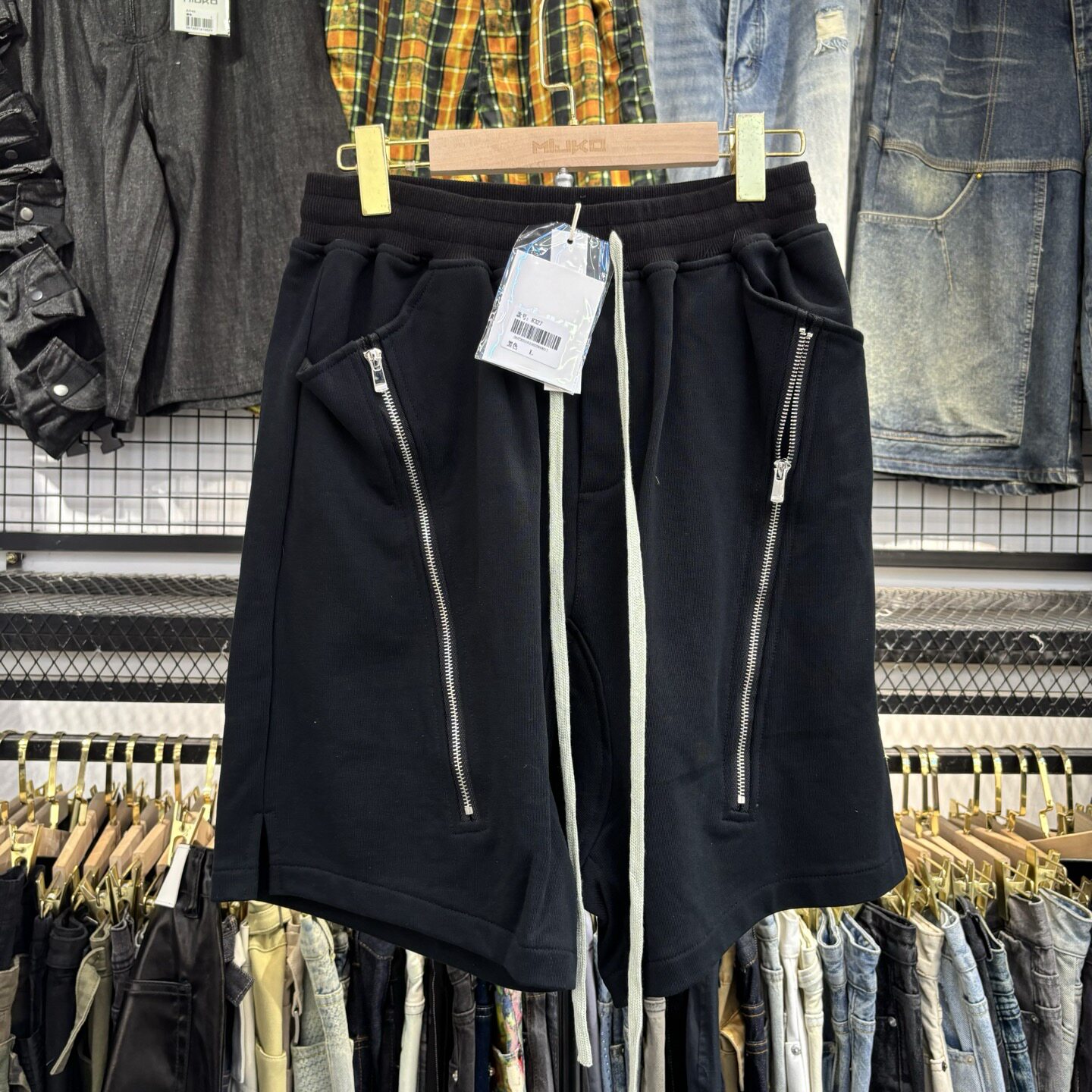 MIJKO ブラックダークグレーショーツ男性ヒップホップショ - Mens Fashion Dark Grey Pants のレビューと価格