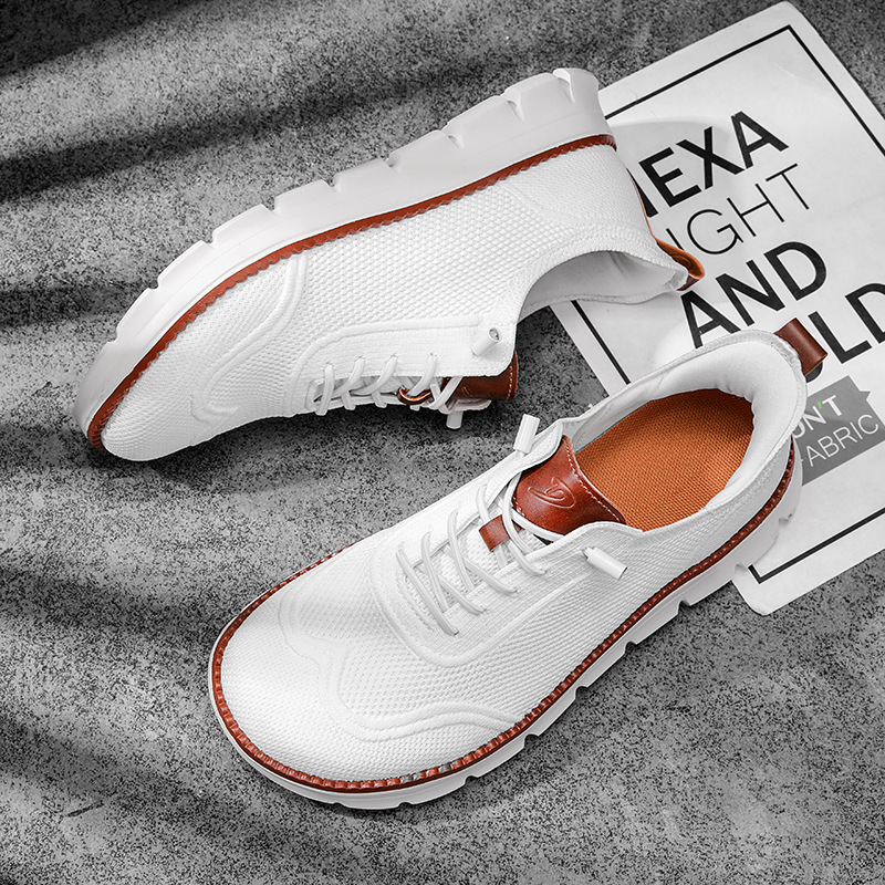 スタイリッシュなメンズワイドボックスシューズ、ベアフットシュ - Casual Sneakers Men のレビューと価格
